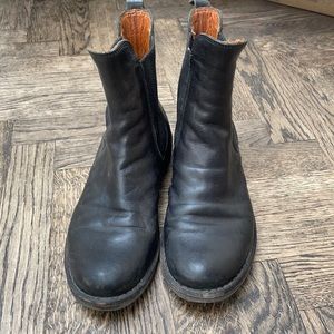 Black chelsea boots handmade Italian.